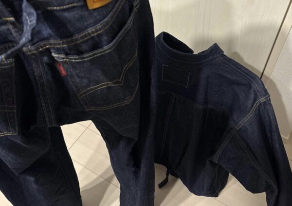 いいデニムでいい休日を過ごしてます。(デニムは立つのです。)
